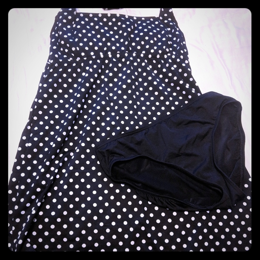 NWOT Lands End swim dress size 6